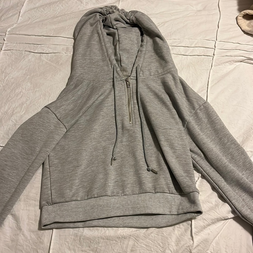 altar’d state cropped grey hoodie